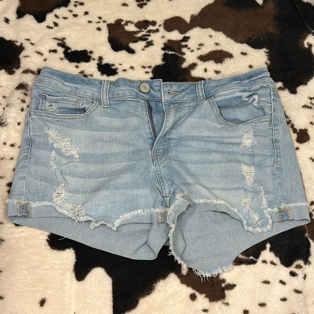 Favorite Shorty, blue jeans shorts
